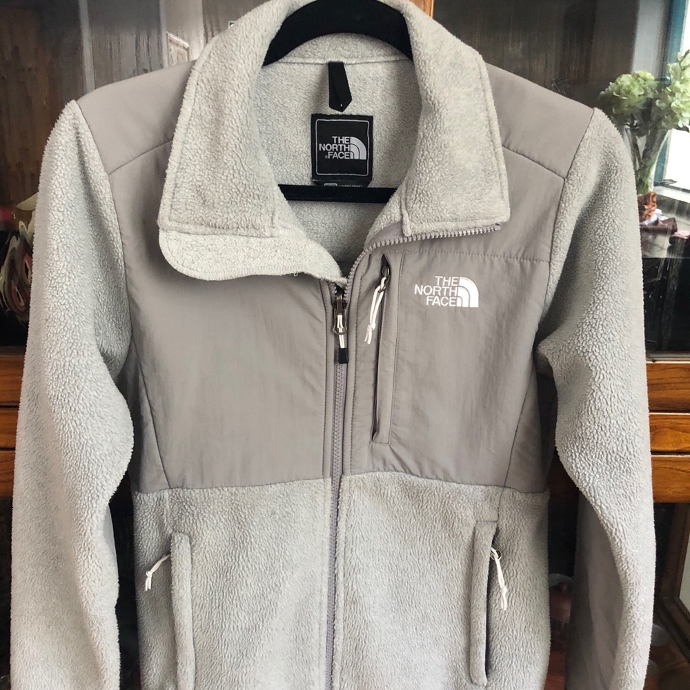 North Face women’s jacket